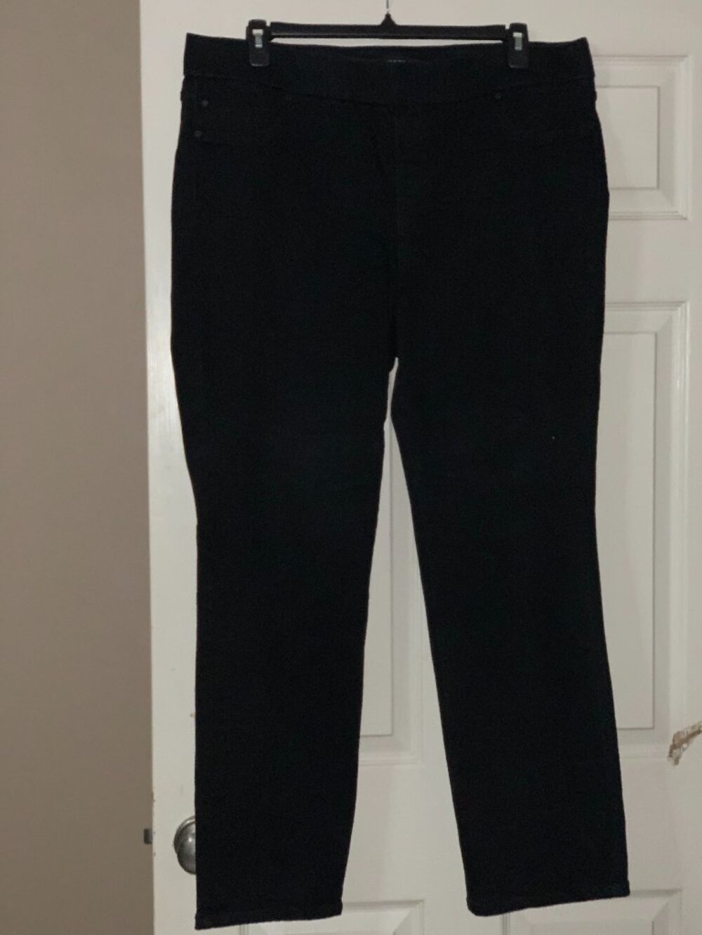 Liverpool “The Straight” Pull-On Jeans - Size 20W  - Black